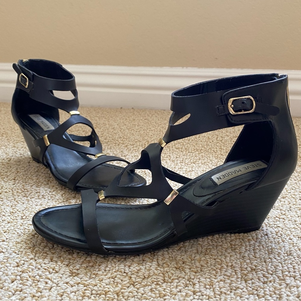 Steve Madden “Lida” Wedge Heel Sandals - Black - Size 7.5